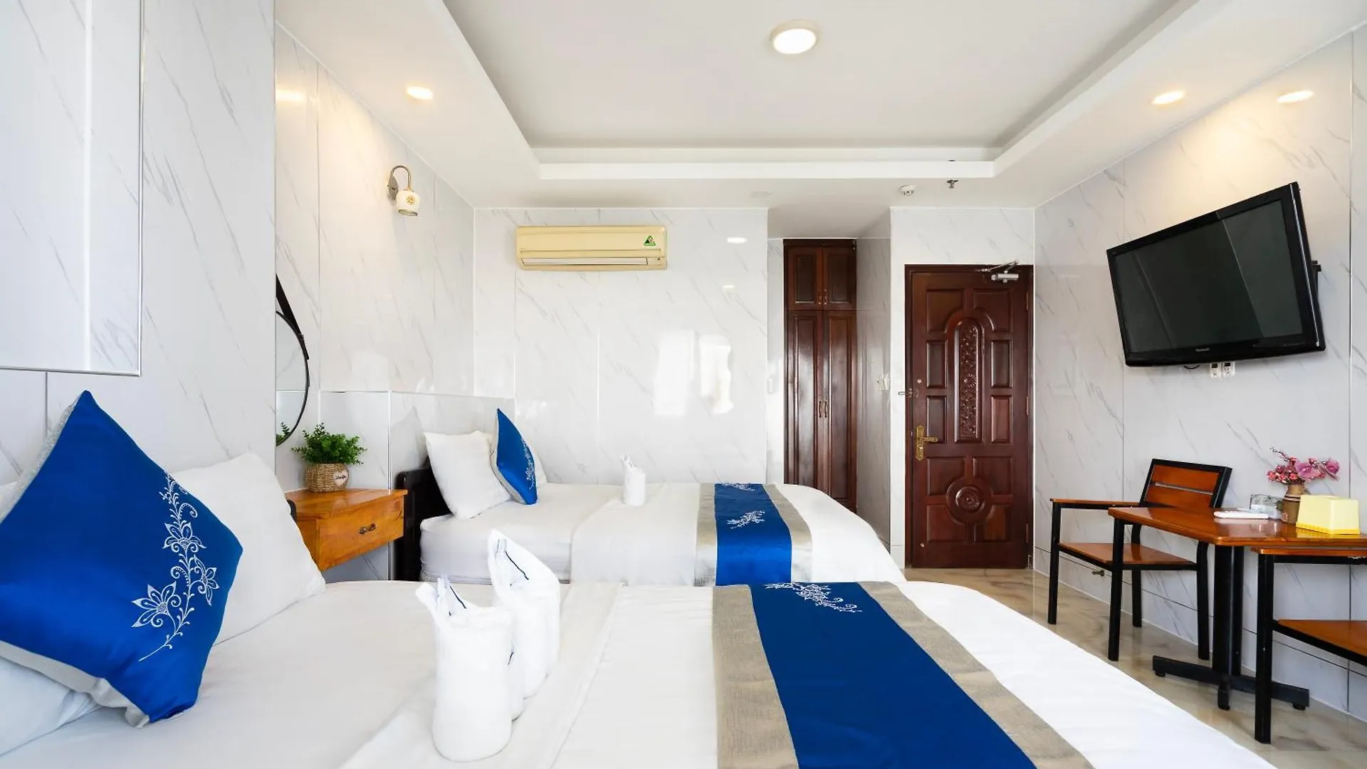 Mai Phuong - Ruby Saigon Hotel Ho Chi Minh City