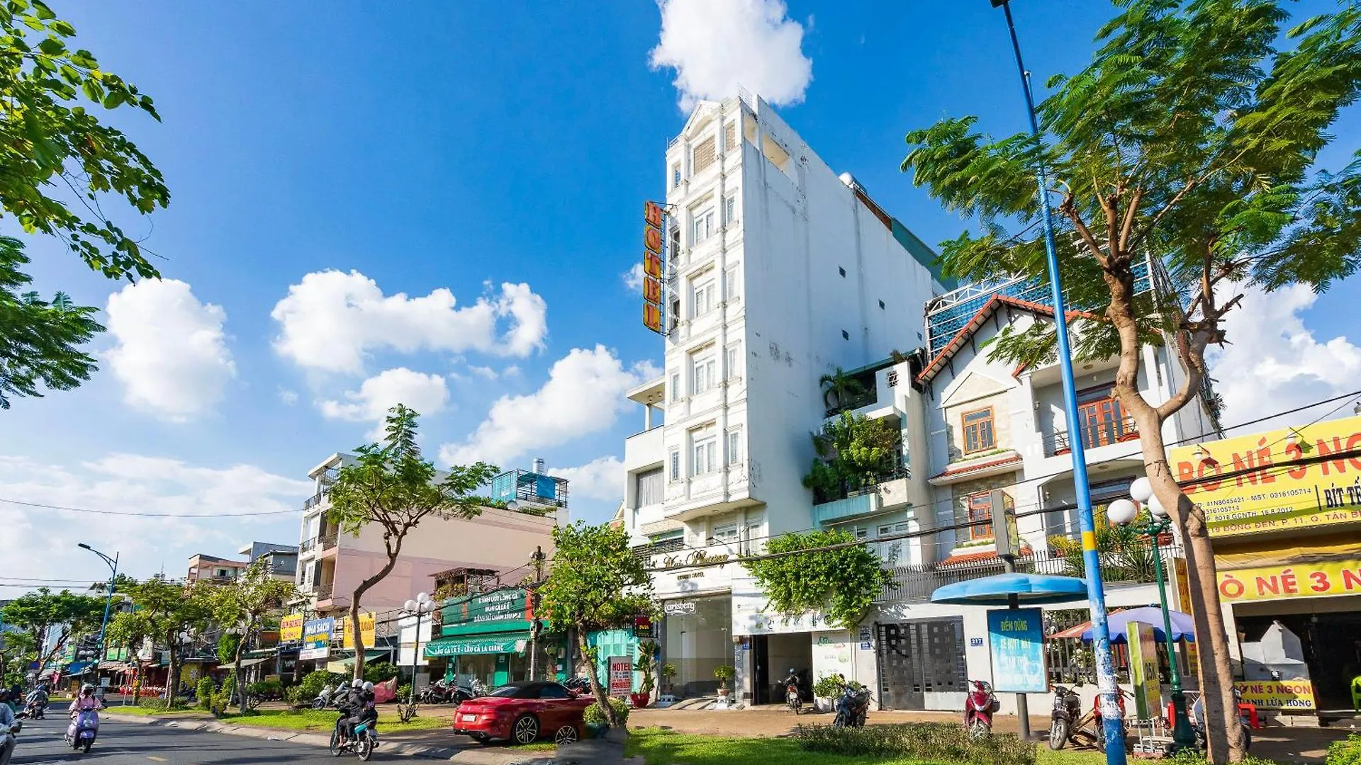 Mai Phuong - Ruby Saigon Hotel Ho Chi Minh City