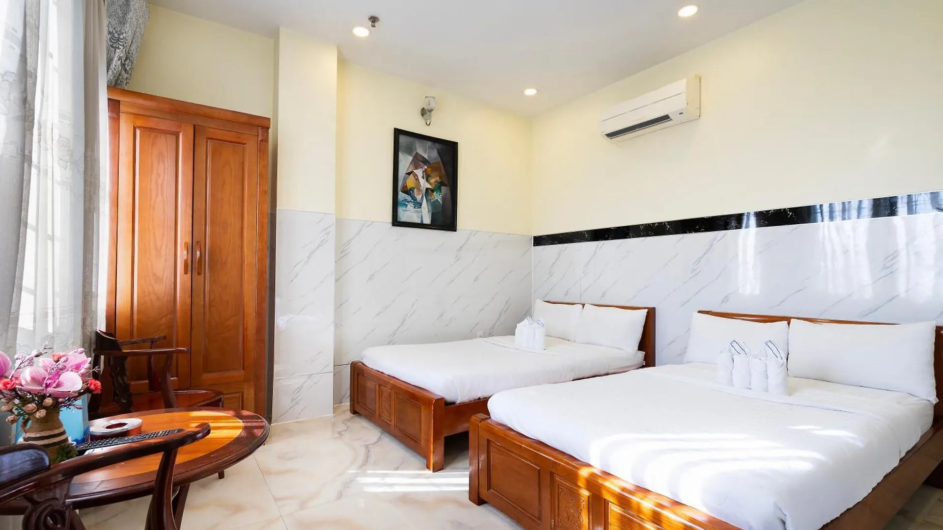 Mai Phuong - Ruby Saigon Hotel Ho Chi Minh City
